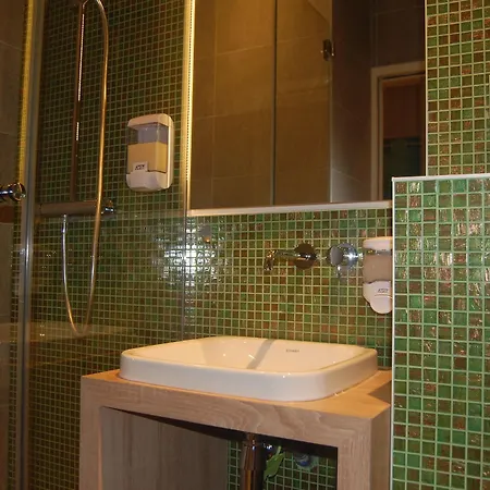 Hotel Jean Bart 2*