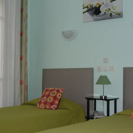 Jean Bart Hotel
