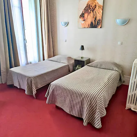 Jean Bart Hotel