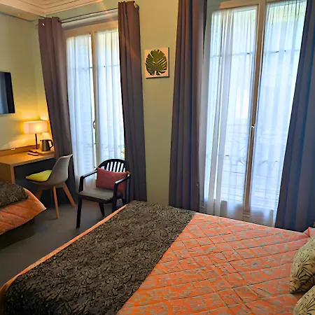 Jean Bart Hotel