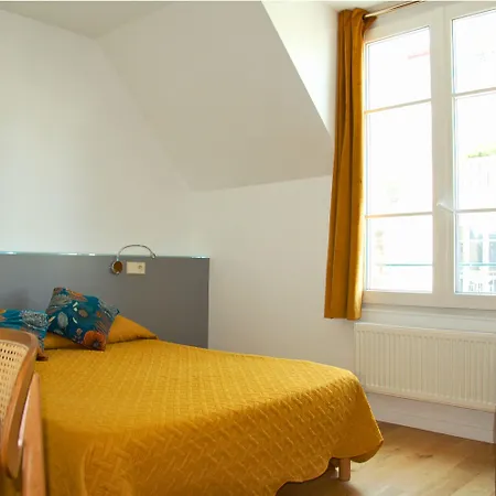 Jean Bart Hotel 2*